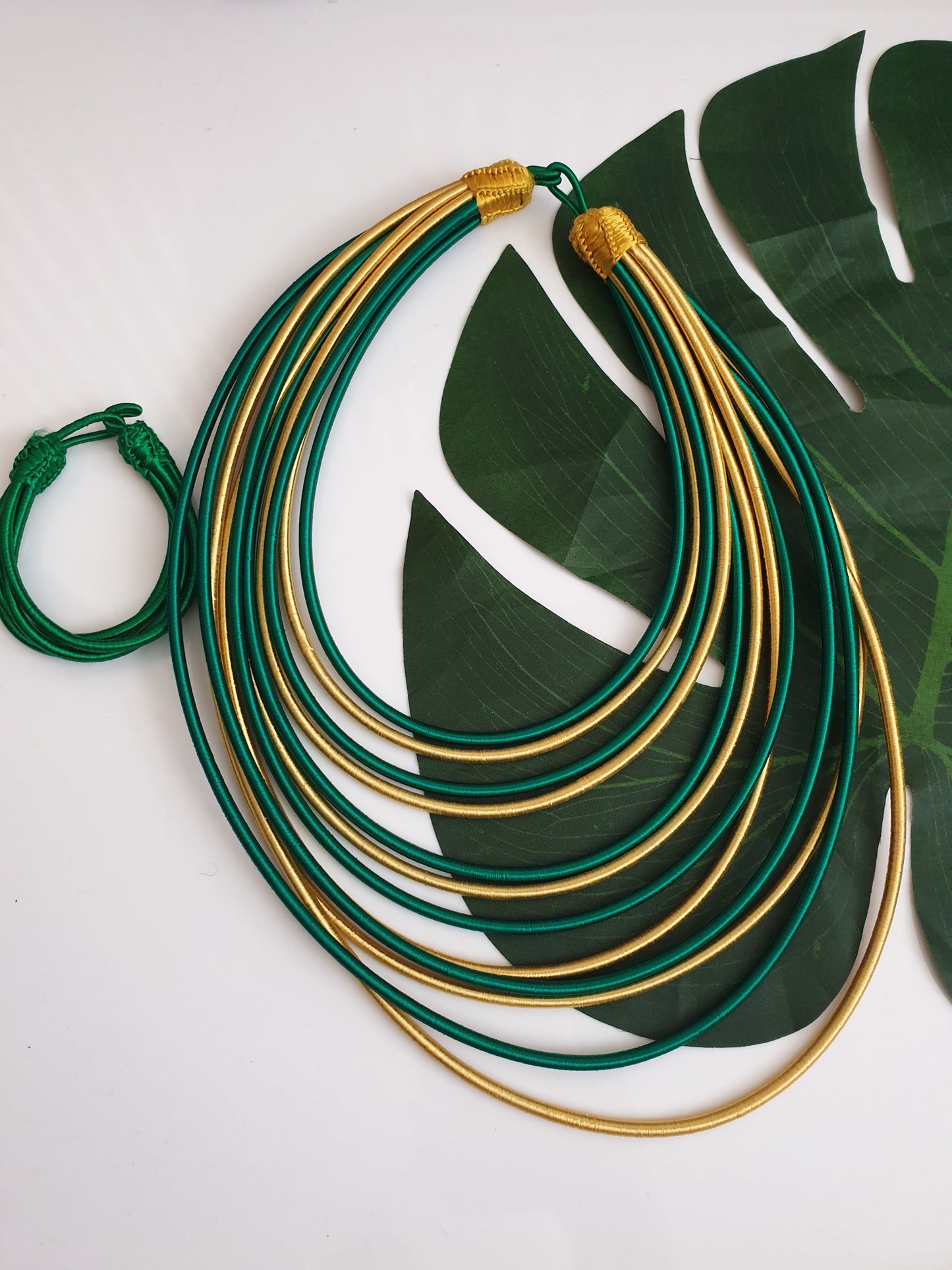 12 Strand silk layered necklace - Green and Gold